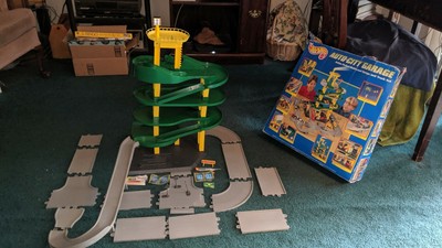 hot wheels auto city garage